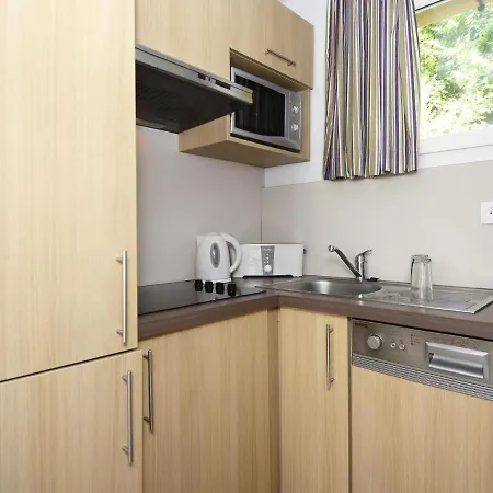 Spacious Terraced Maisonette In Picturesque Holiday home